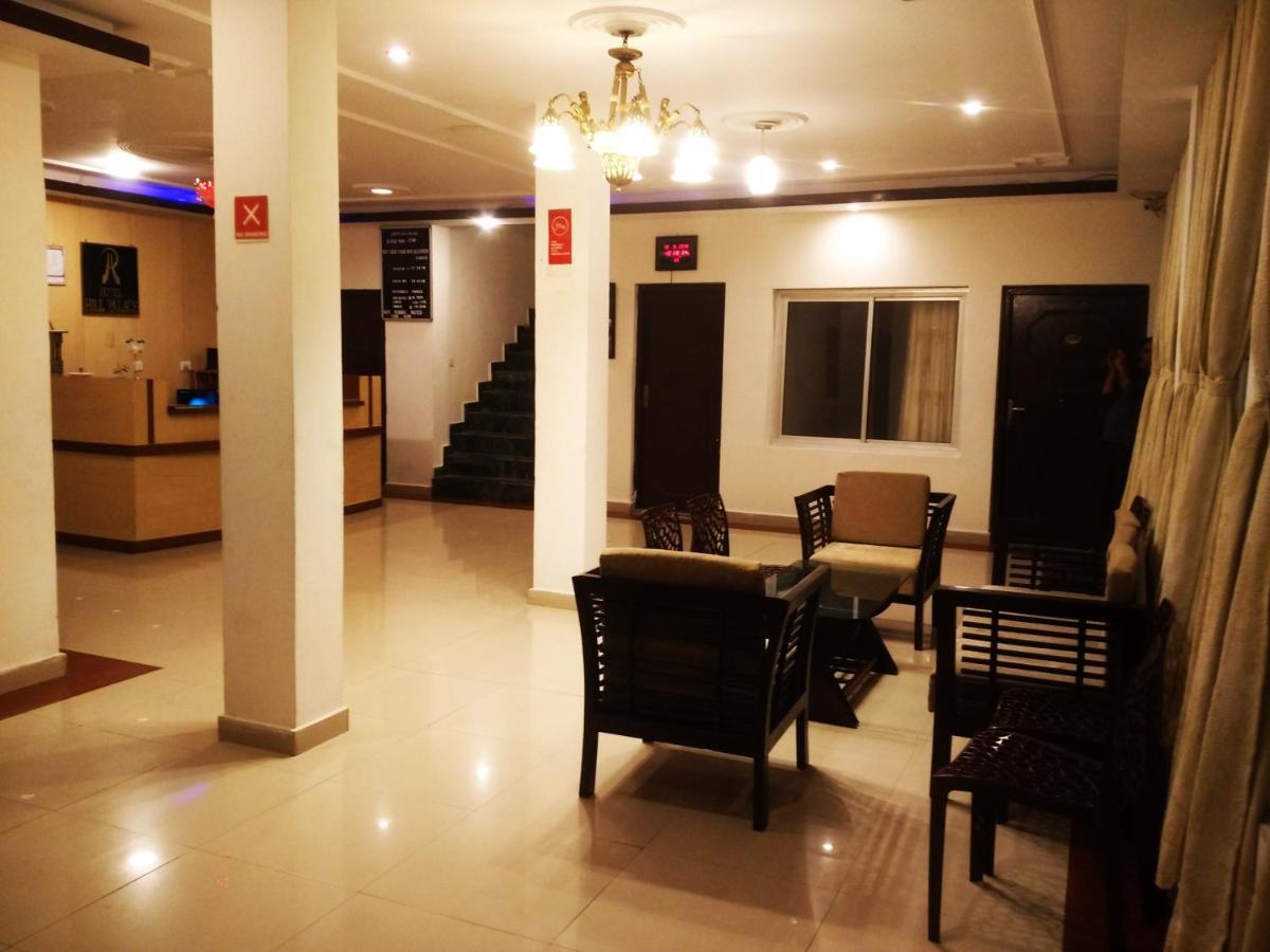 Hotel Hill Palace Kausani Kültér fotó